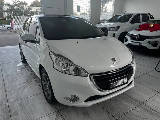 PEUGEOT 208 1.6 GRIFFE 16V FLEX 4P AUTOMÁTICO